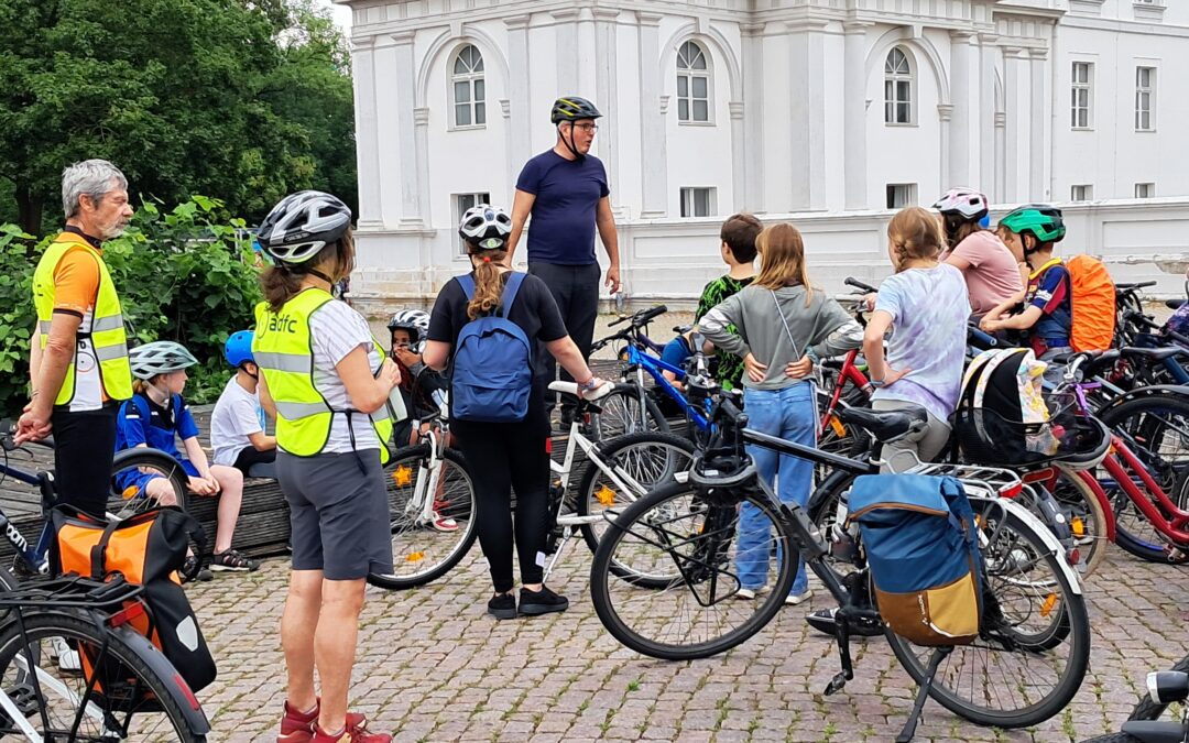 Ein regelmäßiges Angebot – Schüler radeln mit dem Bürgermeister